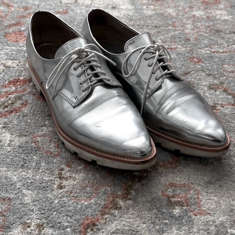 Sliver dress shoes